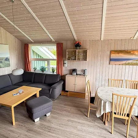 Holiday home 4 Star In Ottendorf *
